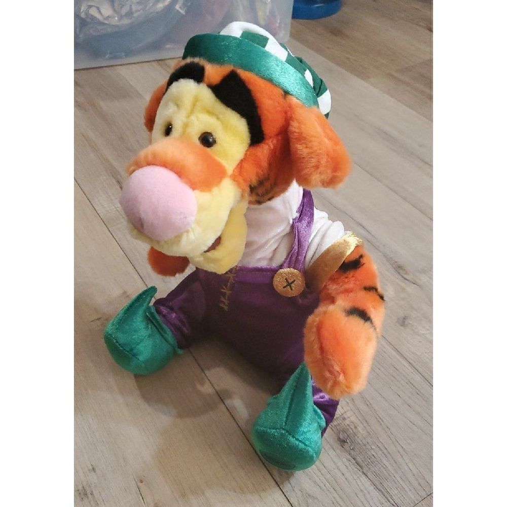 Disney Store Exclusive Tigger Elf Plush